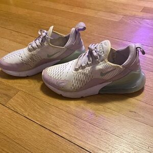 Women’s Nike Air Max